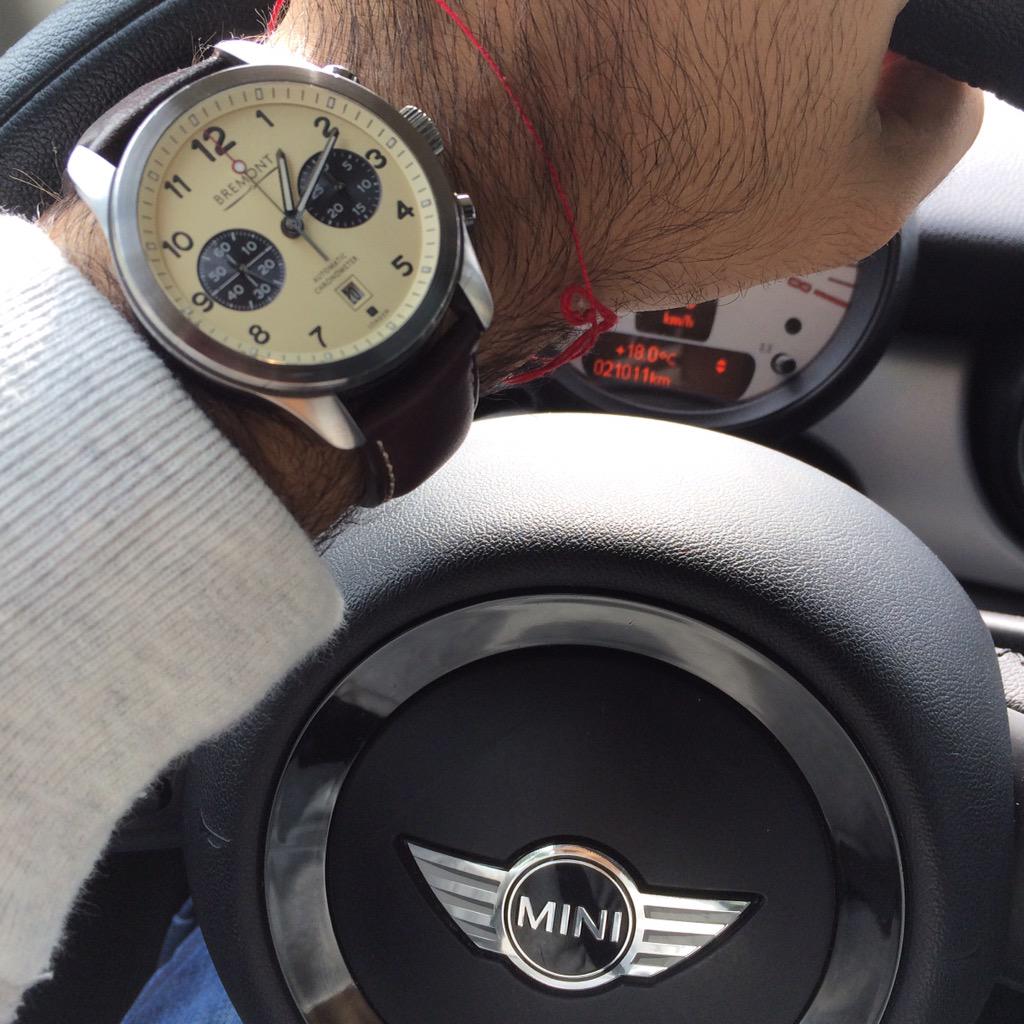 alonbj's tweet photo. Two British Design Icons: #Bremont  ALT1-C &amp; #MINI Cooper 🇬🇧 http://t.co/i57x4dUbl8