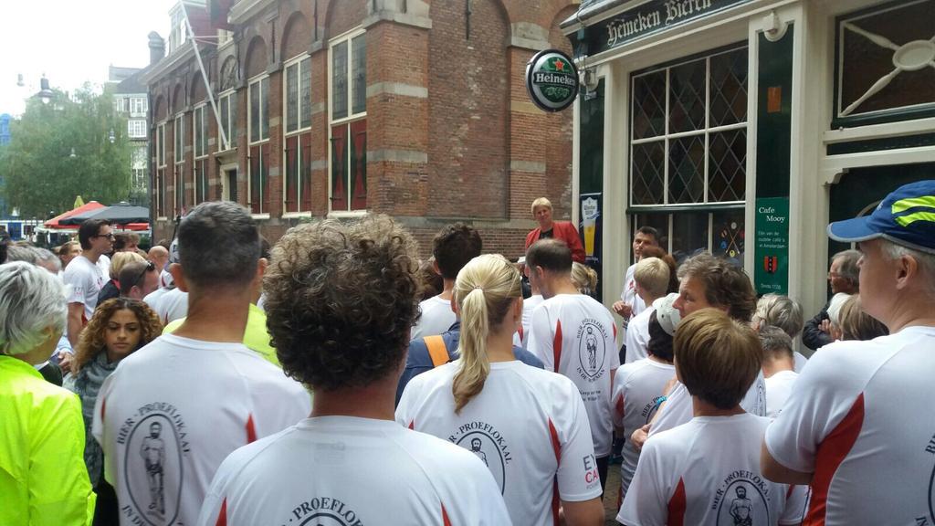 ECF_Nederland's tweet photo. Bedank #ECF_NL familie voor een fantastische #Damloop2015! #trots #vrijwilligers http://t.co/w4V8LnzqX4