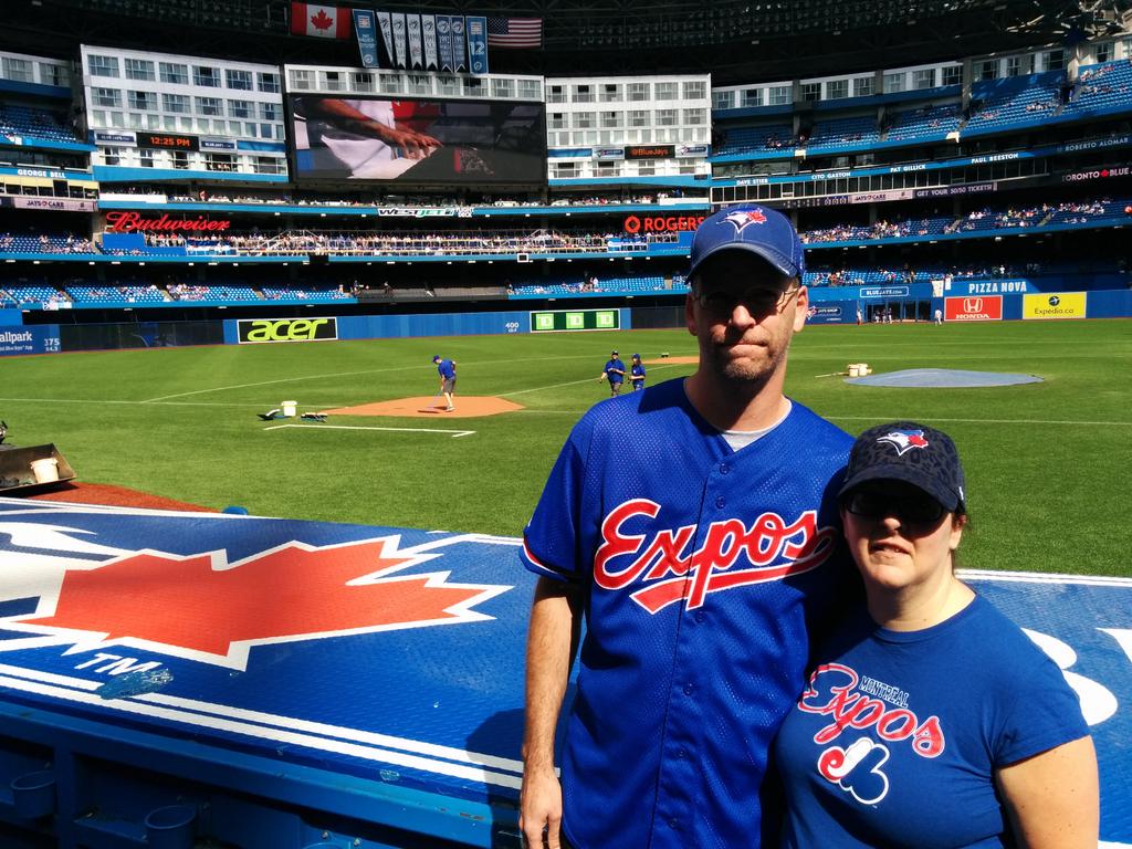 dore_pascal's tweet photo. #cometogether de Montréal 1er fois à toronti http://t.co/nLo7NgBada