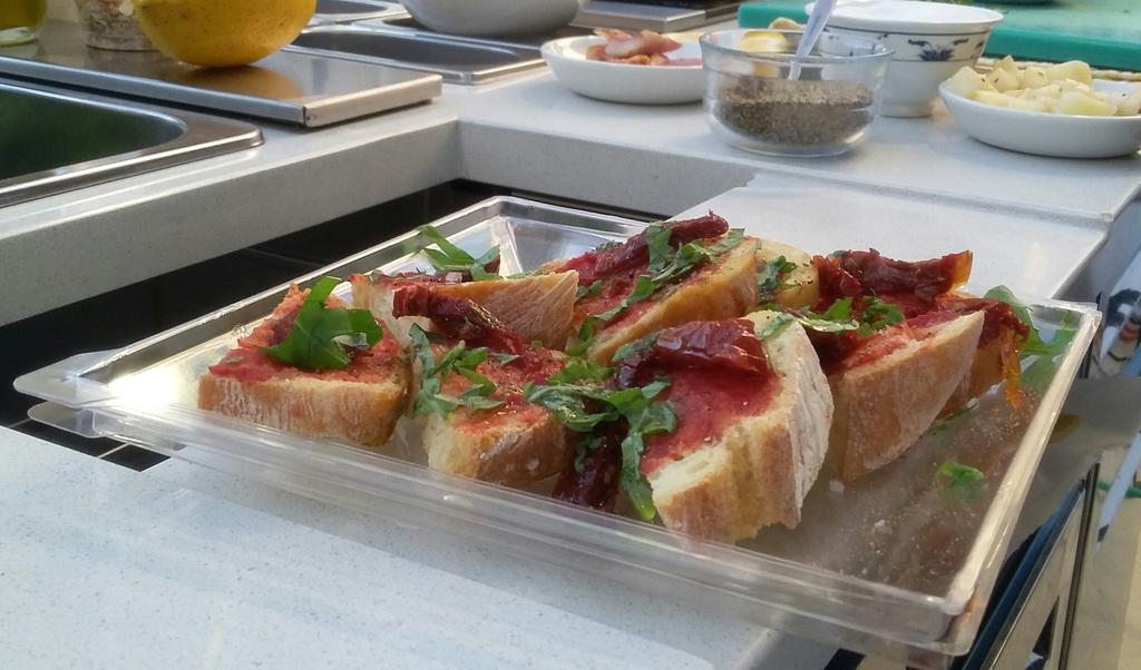 MaltaExpo2015's tweet photo. @QatarPavilion hosting Malta #CookingShow - another taste of Maltese cuisine at #Expo2015 http://t.co/DIAGBGwSOu