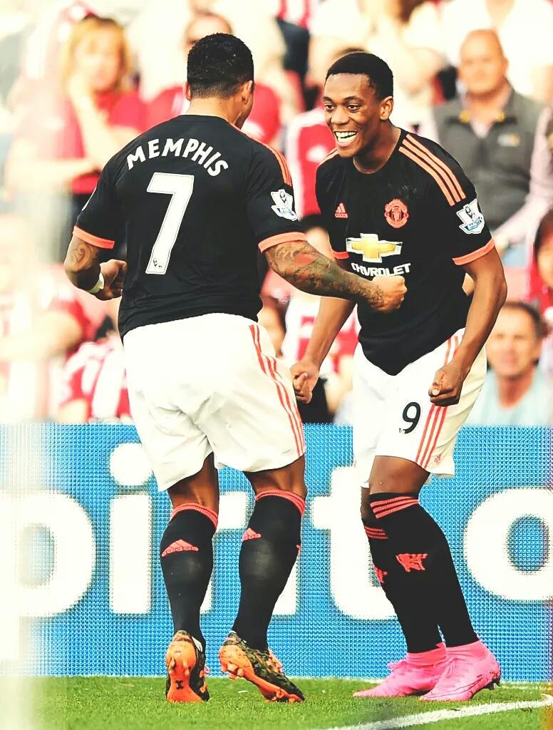 manchreds's tweet photo. The next "Legend"... http://t.co/BXdaMQId5a