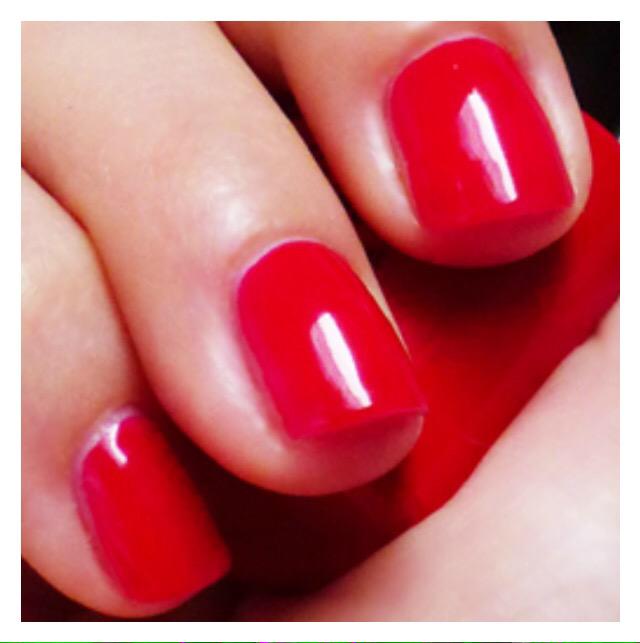 When in doubt ... Lobster roll!
#Knutsford #Cheshire #Northwich 
#shellac #Nails #beauty