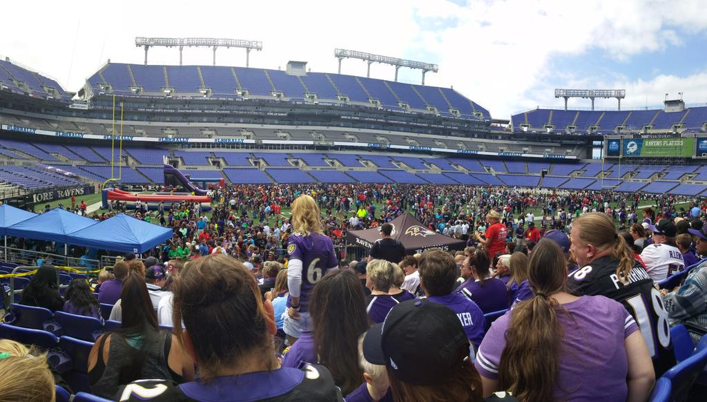 jonathanringo's tweet photo. Enjoying the view @ #lbhrally http://t.co/9xWWtSplJr
