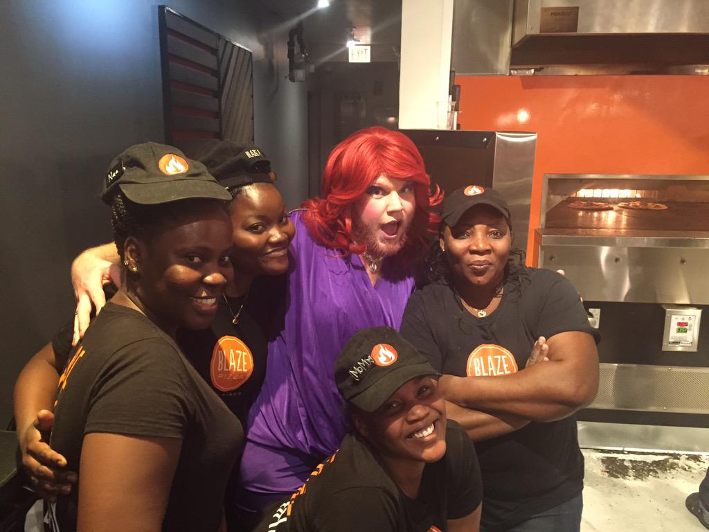 DragtasticGing's tweet photo. @DragtasticGing loves her some Blaze Pizza and the beautiful women werkin' it on a Saturday night. Get it @BlazePizza http://t.co/etjDBs8Dgo