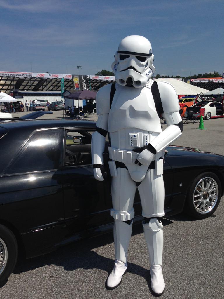 NicholasStargel's tweet photo. Even storm troopers like the skyline! #thelastshow #nopi http://t.co/KzHo19qjCA