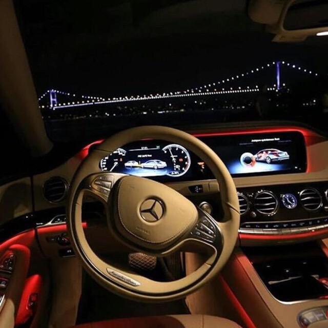 SportCars247's tweet photo. Amazing Mercedes interior http://t.co/kyGbhlboXb