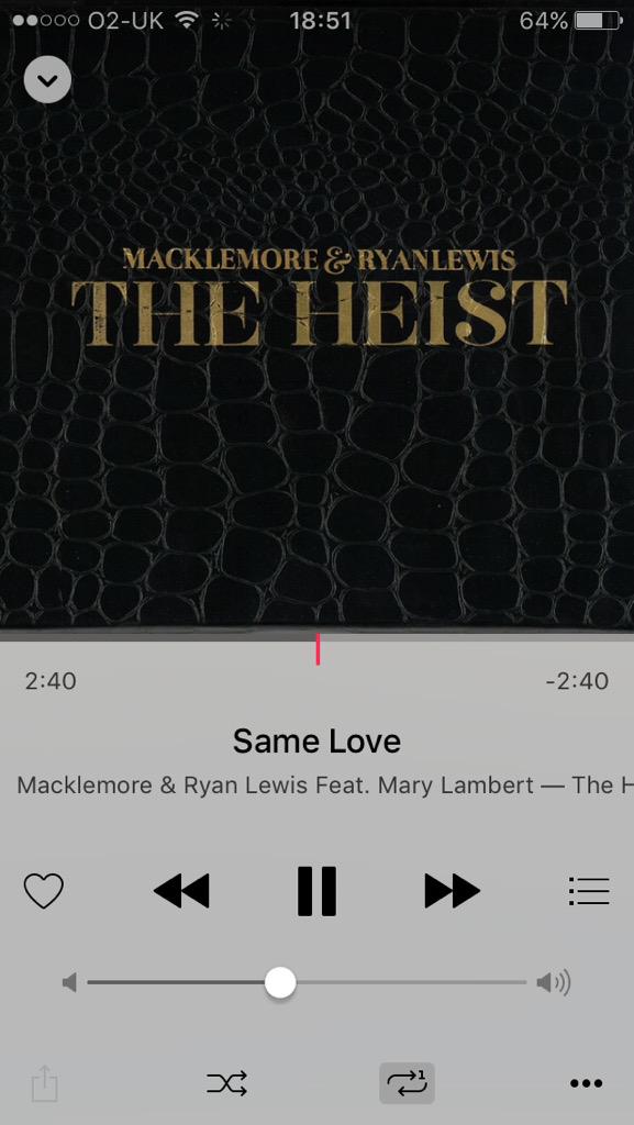 joeyy_smith's tweet photo. This song is the best @macklemore http://t.co/KAVPeAZo2H