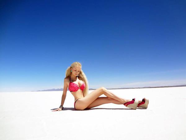 Amatue's tweet photo. Humility and weakness aren't synonyms🙏🏻 #valerialukyanova #Valerians #lukyanova http://t.co/D2OjyIs5A8
