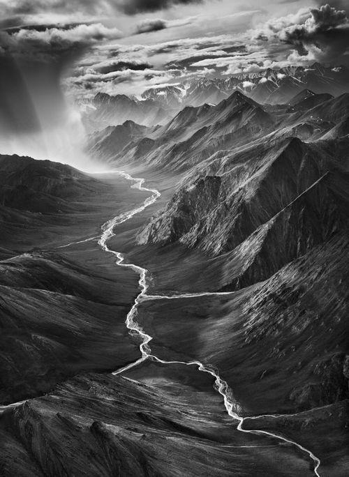 designerhumor's tweet photo. Photography by Sebastião Salgado #photography #landscape #black and white #mountains #valley http://t.co/Re6bi4iUkZ