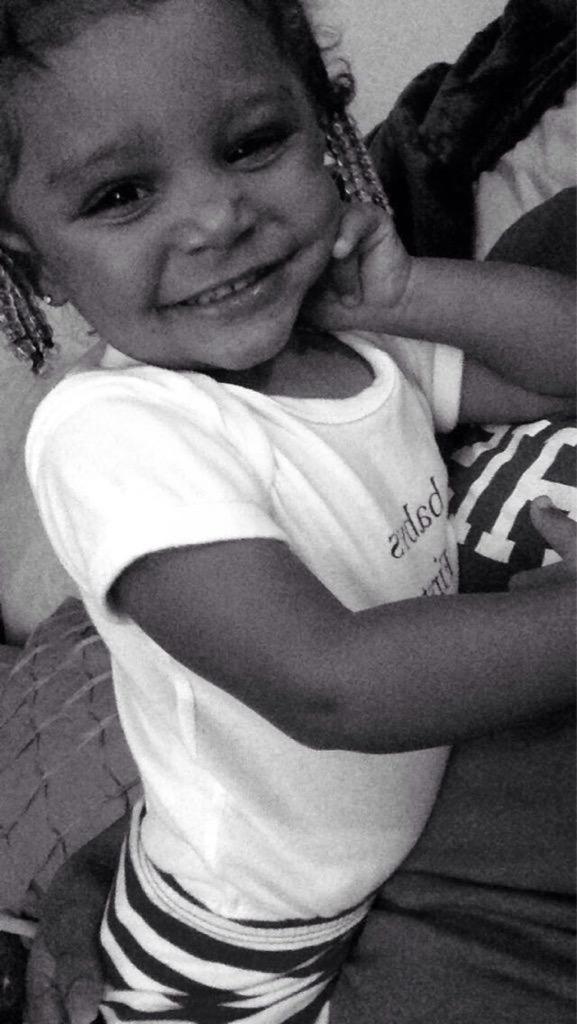 loveeyaya_'s tweet photo. Happy 2nd Birthday🎉to my pretty pretty baby my la'bae 😍👑🎀 . We love you 😘😘 #princessTay 😈 #terrible2 @__colddhearted http://t.co/dBfAiMx3IF