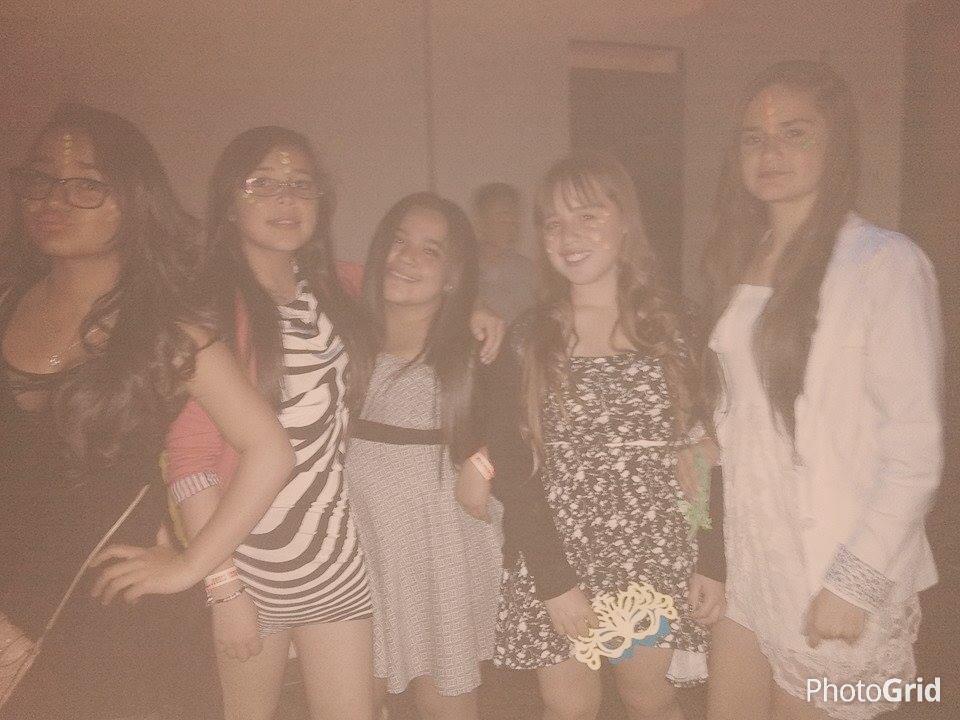 Luissa_1522's tweet photo. Mamasitas <3 http://t.co/iGFKqzZUZG