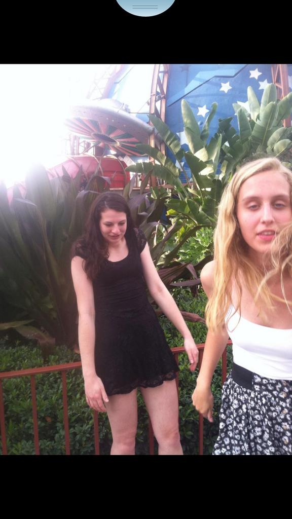 kathryndecker15's tweet photo. HAPPY BIRTHDAY TO MY BFF! YOU ARE GREAT AND I LOVE YOU!!!  @GennaFlorig http://t.co/FxkTDtglHl