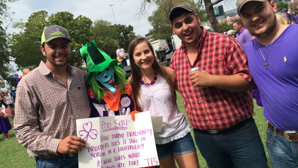 LathesTowns's tweet photo. A BIG SHOUT OUT🎉🎉2ALL the Texans who supported the TarletonState AT&T tailgate! #TarletonTradition #SpiritOfTarleton http://t.co/9zvC5aQiE8