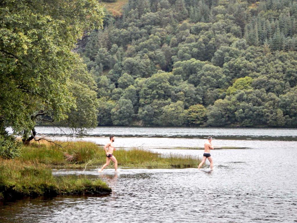 Couldn't resist a Sunday dip in the crystal-clear waters of Lough Dan <a href="/joekeena/">Joe</a> #wicklow #outdoors #fitfam