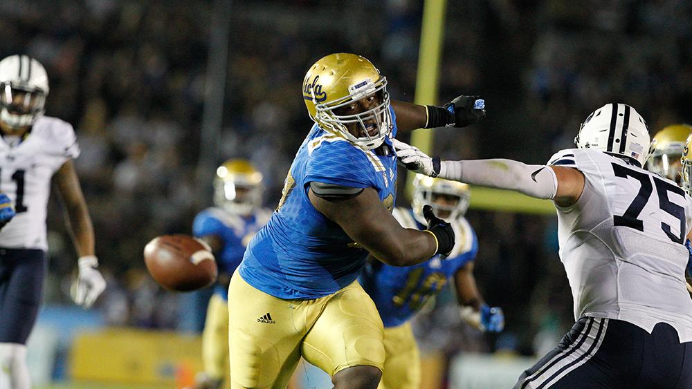 UCLAFootball's tweet photo. Eye on the prize. #Bruins move up to No. 9 in latest @AP_Top25 poll. http://t.co/EwSSr9SNlS #BruinRevolution http://t.co/MJigObJRWV