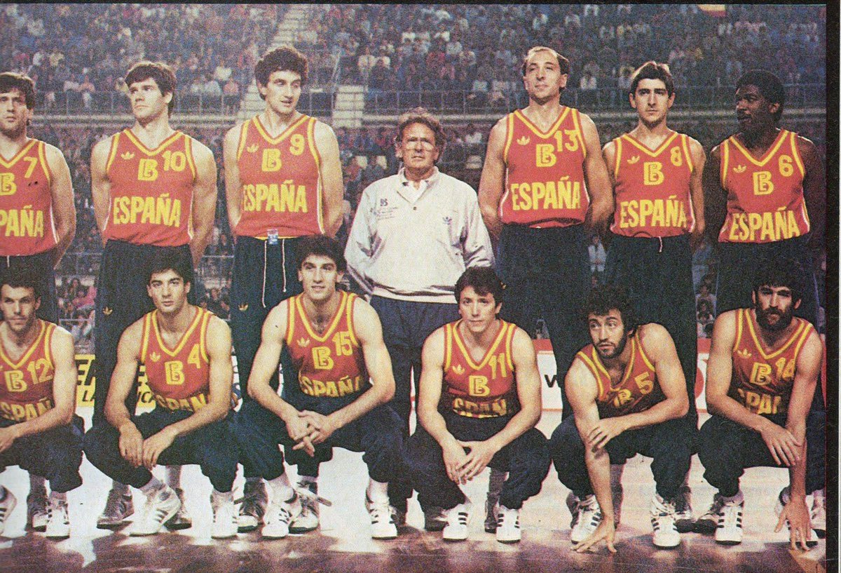 eugeniovinas's tweet photo. CAMPIONS!!! #VamosEspaña #Eurobasket2015 http://t.co/Sch2FLZMnj