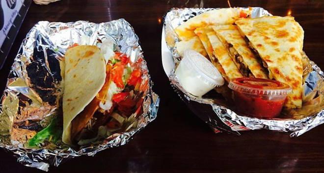 OrlandoWeekly's tweet photo. The 43 best places to eat in Orlando, as determined by our readers http://t.co/L3Obb9lzFp http://t.co/cRFpxeu9pU
