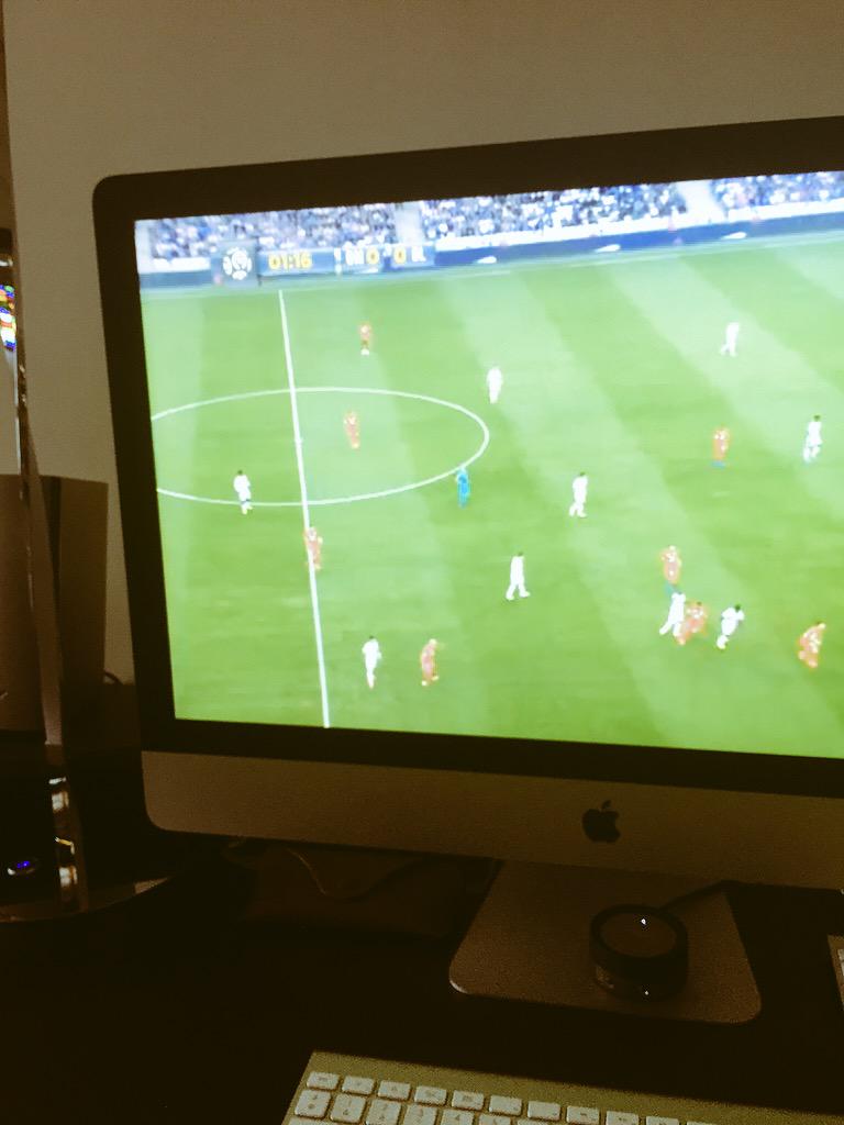 10APG's tweet image. Un seul Olympique #Olympico #OMOL   Les 3 points ... Alleeeeeezzzzzzzzz