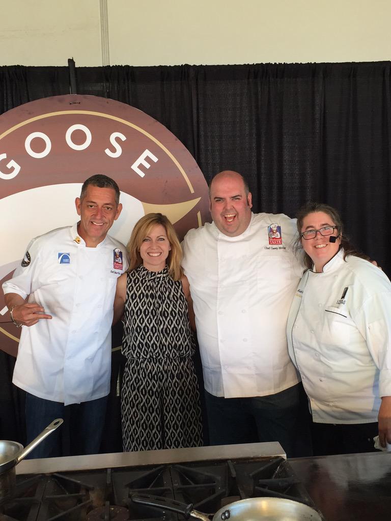 ChefMartinLopez's tweet photo. Was a great show with @ @cat_neville @stlpastry @feastmag @GooseIsland @TASTESTL @314HotSauce http://t.co/jeik1JpUUg
