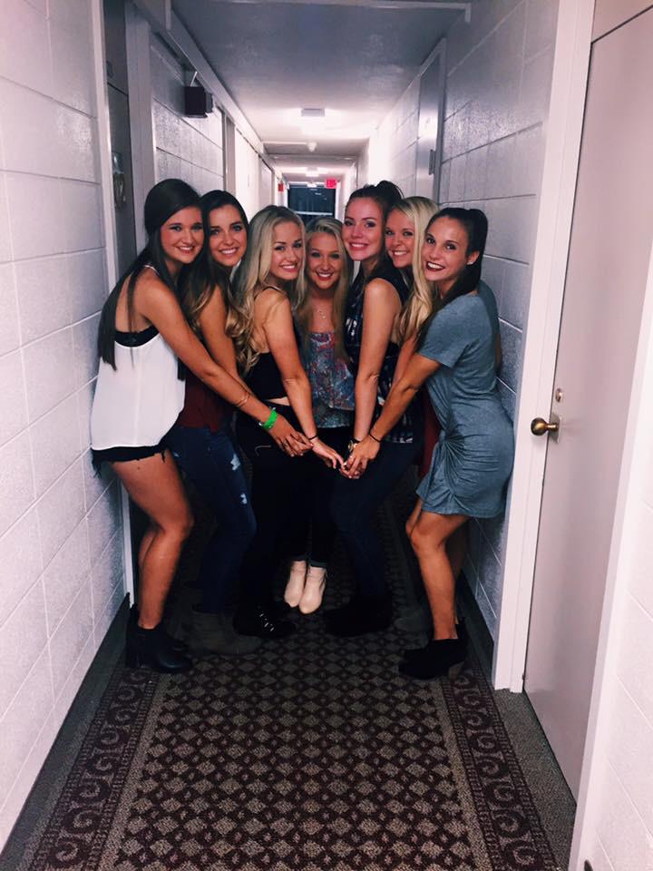 DeLaCruzNatalie's tweet photo. S/O God and S/O Zeta for bringing me to these people http://t.co/YpOdLJFhW5