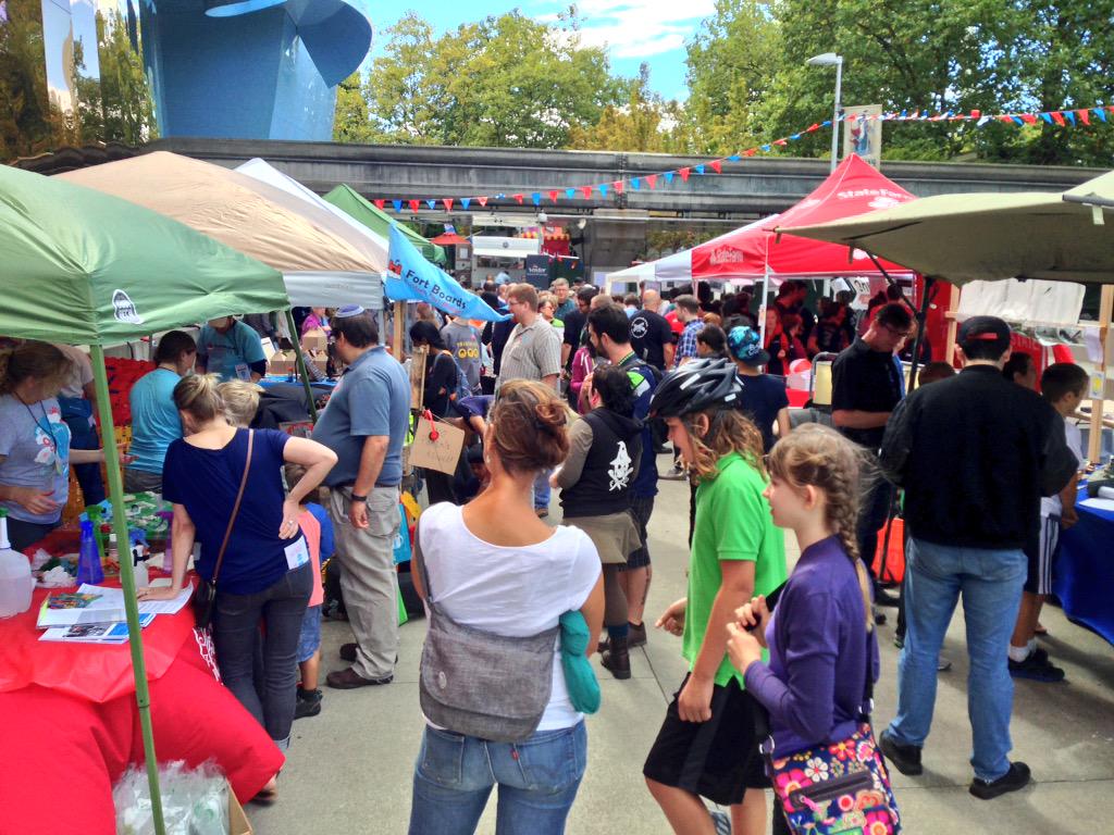 d20brassband's tweet photo. Loving #makerfairesea! We're playing outside @ 12:30! Maker up a dance with us! ;) http://t.co/jy1VpY7AF3