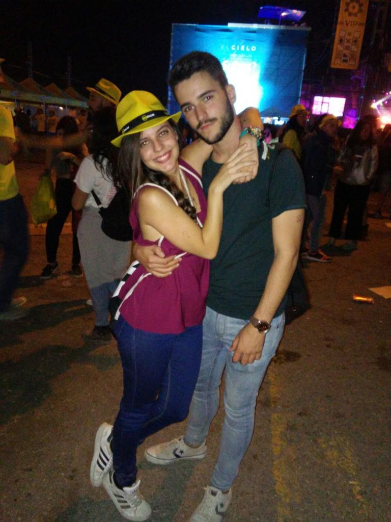 LauraAeleUve's tweet photo. No había mejor manera de despedir el verano 🙌 @GranadaSound INCREÍBLE !! http://t.co/FsUydw1tXK