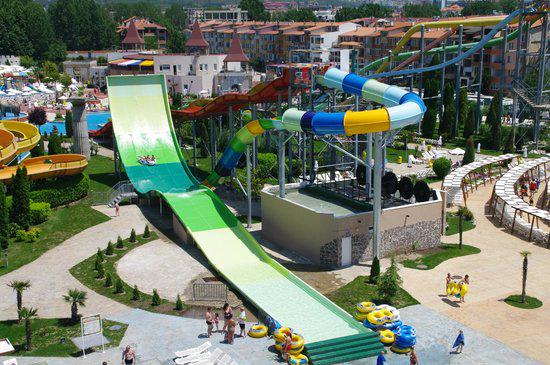 SunnyBeach2016's tweet photo. The Sunny Beach Water park! Make sure you visit it to have some great fun with your mates!

#SunnyBeach http://t.co/XHLNgXUW52