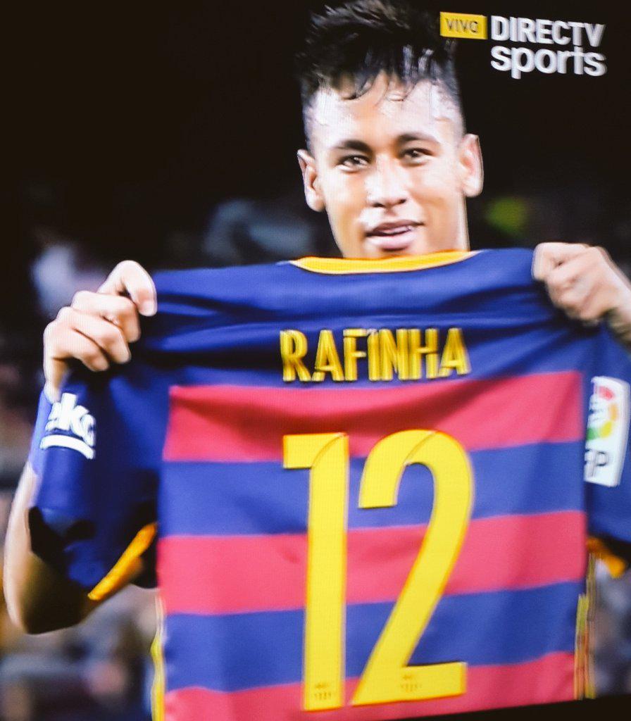 HWRupdates's tweet photo. Marc Bartra y Neymar le dedican sus goles a Rafinha #RESPECT http://t.co/SsaRPzkd0b