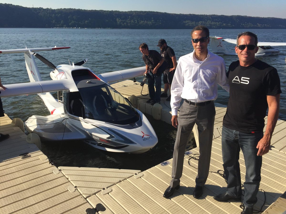 Maiden flight around Manhattan in the new ICON A5 <a href="/ICONAircraft/">ICON Aircraft</a>  Silicon Valley startup by my friend Kirk Hawkins