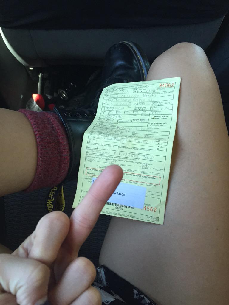 lexy_bennett22's tweet photo. FML 😃😃😃😃🔫🔪 @allysatolbert @avgrms @DarianHolahan #SOSICK #WOWEEK #THANKU #FU👮🏽 http://t.co/fpTpVkM8wV