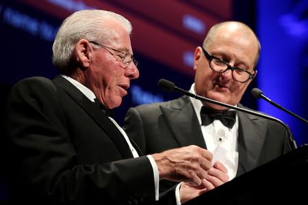 unitedwayaus's tweet photo. #ohwhatanight $400k raised at #uwaschoolball to improve #earlyliteracy in Aus. Massive thx! @howcroft @channelten http://t.co/KyRnTjT2Cj