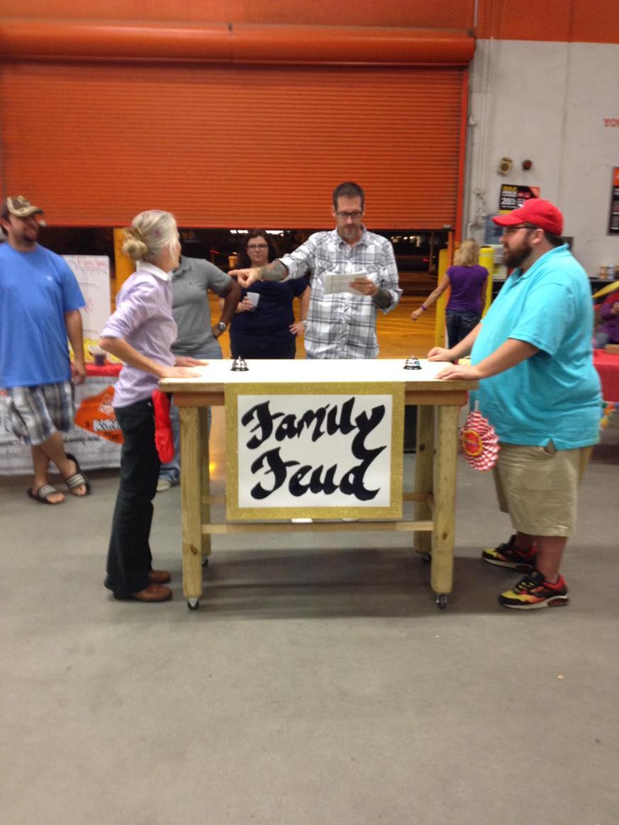 JohnAustinMET's tweet photo. MET associate John Fowler doesn't win that point in Family Feud at 147 Buford Success Sharing @MattucciTHD http://t.co/MzWXYQOpJ4