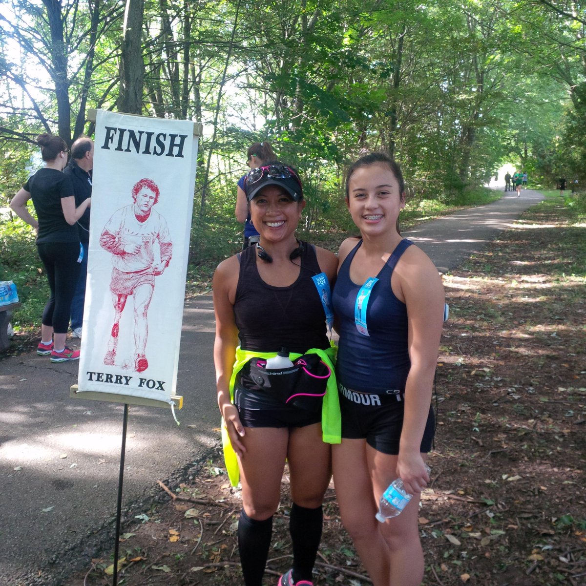 CandlePowerFit's tweet photo. #inspiringday #terryfoxrun #fitfam #community #walkers #runners #cpfit http://t.co/yV2r6aDfoF