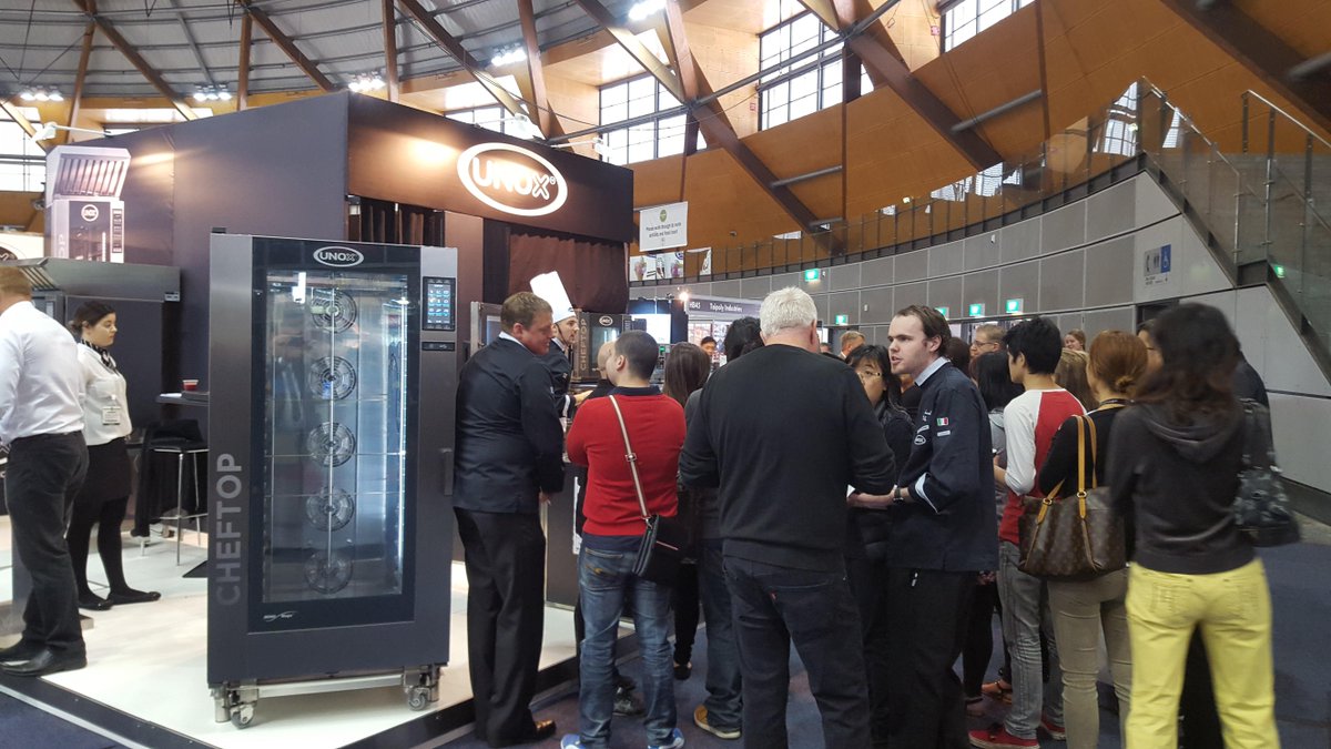UNOXAU's tweet photo. Great crowds at @FineFoodExpo. @UNOXAU team are very busy. Don't be the only one not talking #MINDMaps. Visit HD50 http://t.co/z0Zt6AOMH7