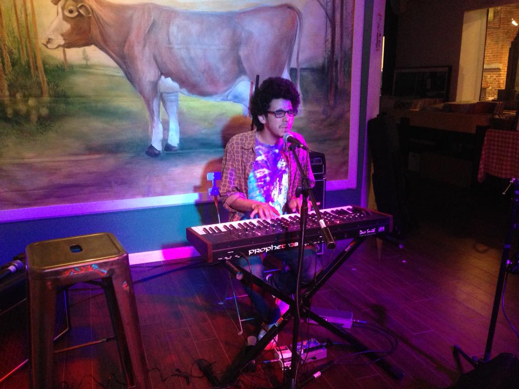 LittleWaterNYC's tweet photo. Check it! @balancermusic on the air live right now! http://t.co/6wcsRo7IX7 http://t.co/wsuXemmFnV