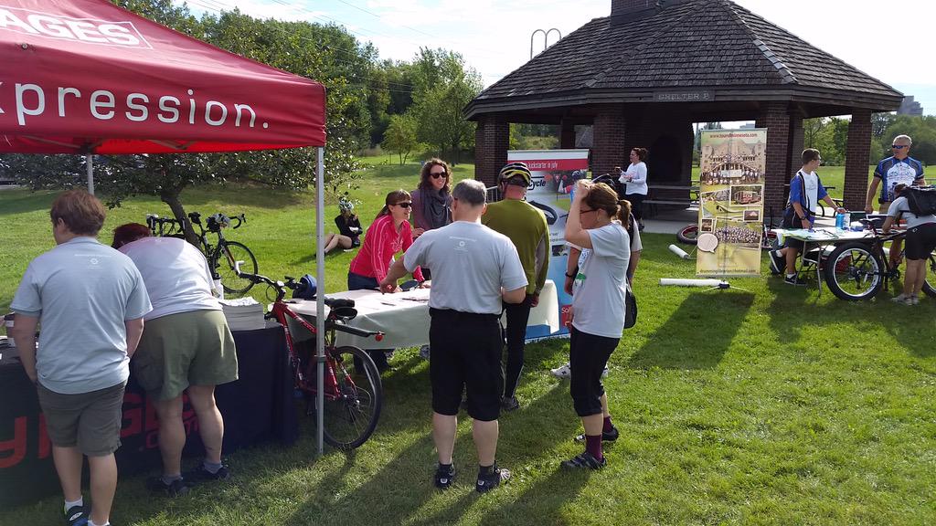 TurnCycleBike's tweet photo. We had a great turn out today w/ people learning more about #bikesafety @ @mpls_bike_tour! #biketech #knowmynextmove http://t.co/YhHQjvXrcH