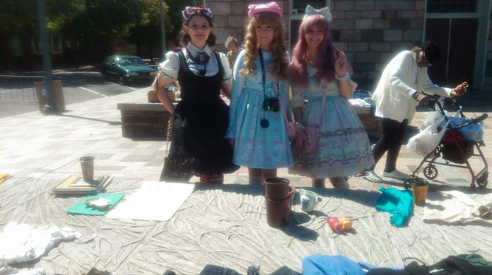 ~4 years after we started (our anniv is this week) we STILL have a free store in Harrisburg, PA! #OWS