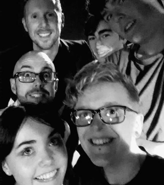 paddyccourtney's tweet photo. @rua_official & the hard working #SecretsForSale team. @tigerdubfringe Thanks Paul, Oscar, Conrad, Hannah & Nathaniel http://t.co/Q4RBgn1ZUN