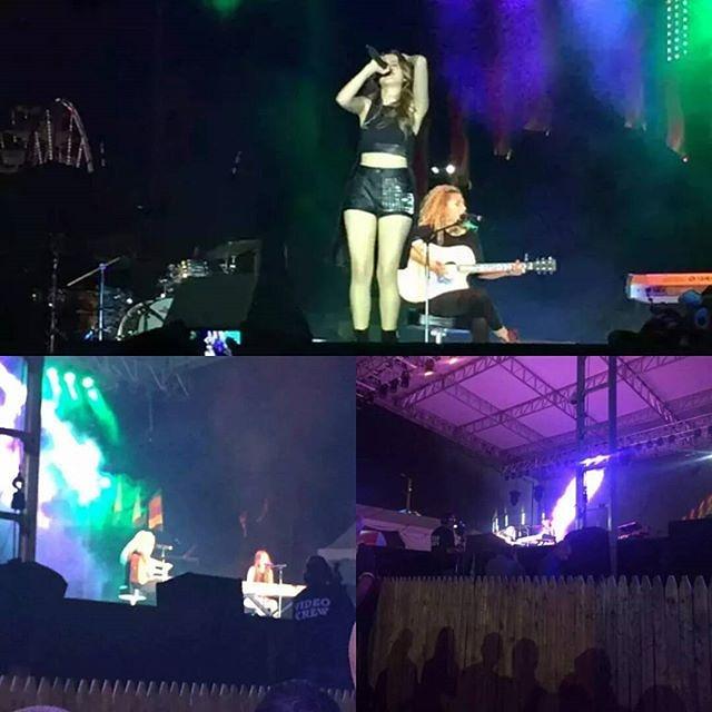 LauraMarano199's tweet photo. More pictures of Me on stage tonight! http://t.co/H848F0j7EP