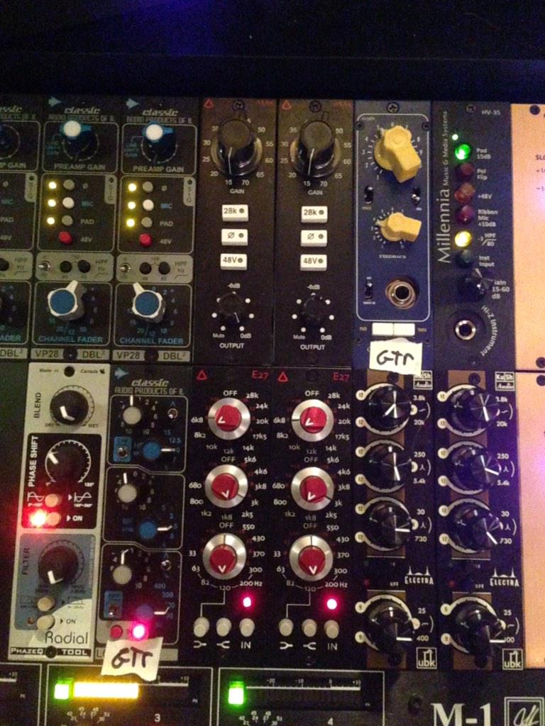 FancyTimeStudio's tweet image. Really diggin these #AvedisMA5. Thanks @avedisaudio