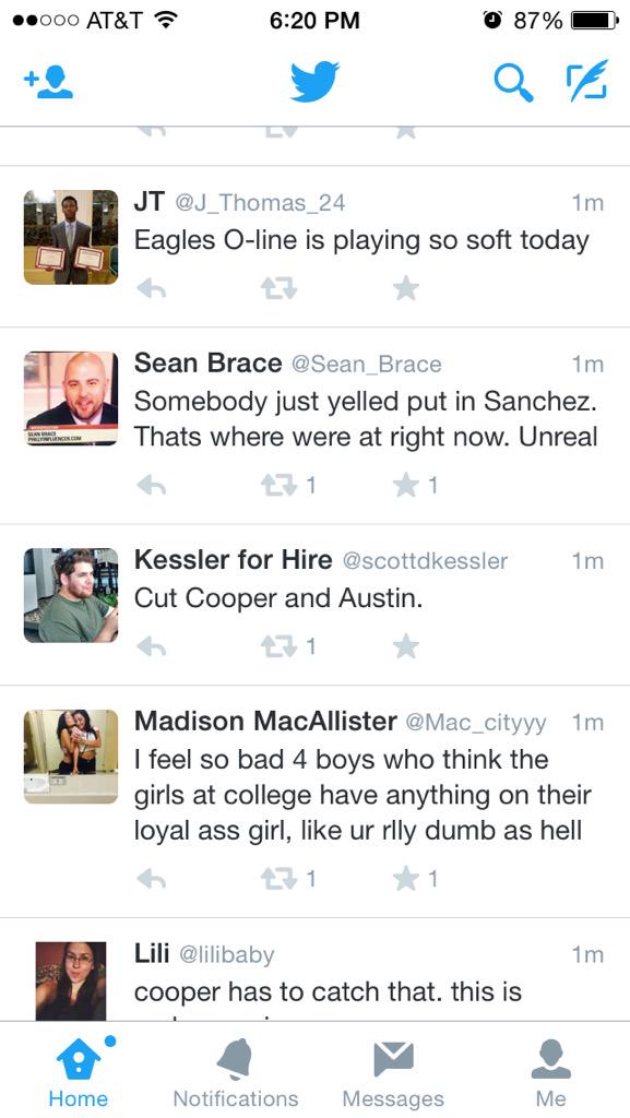 MaxMcGeeTV's tweet image. @Mac_cityyy props to Madison for being the only one with her mind on her man on a football Sunday. #LoyalOne