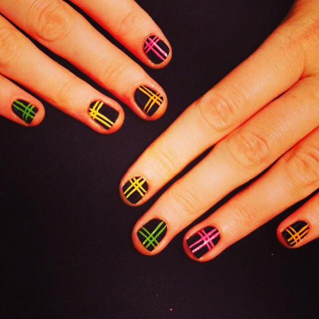 #nails #nailart #maadnails #bbloggers #crisscross #neon, @BeautySpotterUK