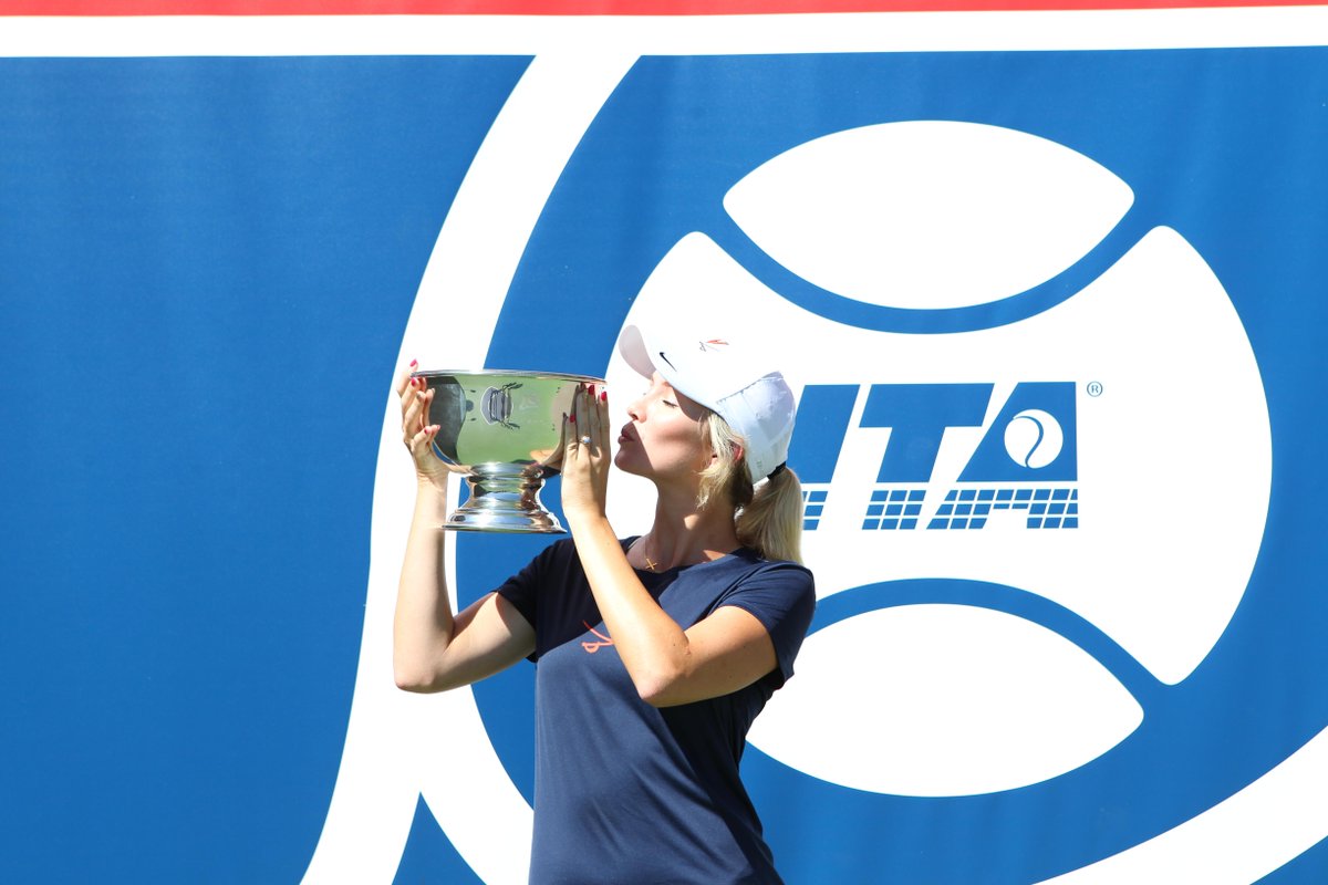 ITA_Tennis's tweet photo. Danielle Collins (@UVaWomensTennis) is the first-ever #OracleITAMasters women's singles champion! 

#MakingHistory 🏆 http://t.co/fM3EqKL3tG