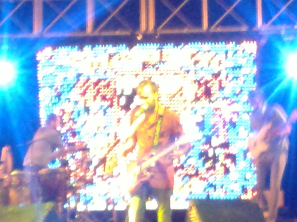 xerezano_alex's tweet photo. Se ve mal pero es @ElCanijodeJerez que grande eres y como la lias jajaja @elephantfest http://t.co/ov7icoczY7