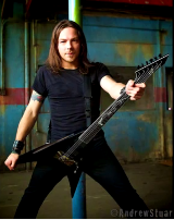 lizbeth_bfmv's tweet photo. Es mi idolo *o* #michaelpadge http://t.co/ONv9wpgJmT