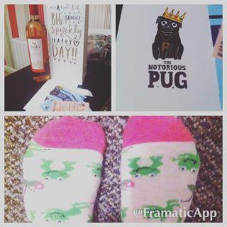 Joy_PhotoCam's tweet photo. Prezzies!! #birthday #25th #gifts #kermit #frogsocks #wine #pug #card #notorious #presents #j. http://t.co/0igO52cgiN http://t.co/zCXgYgHL5b