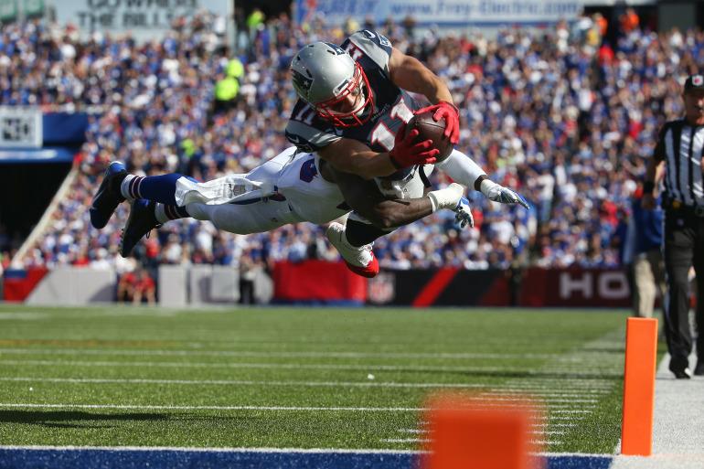 Les #Patriots évitent le piège de Buffalo bit.ly/1NFNTBr via <a href="/FootAmCom/">FootballAmericainCom</a> #NFL #NEvsBUF