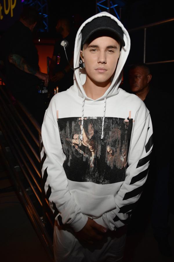 fallwpurpose's tweet photo. RT PRA AJUDAR NA VOTAÇÃO #EMABiggestFansJustinBieber http://t.co/qqmCxzZ6FI