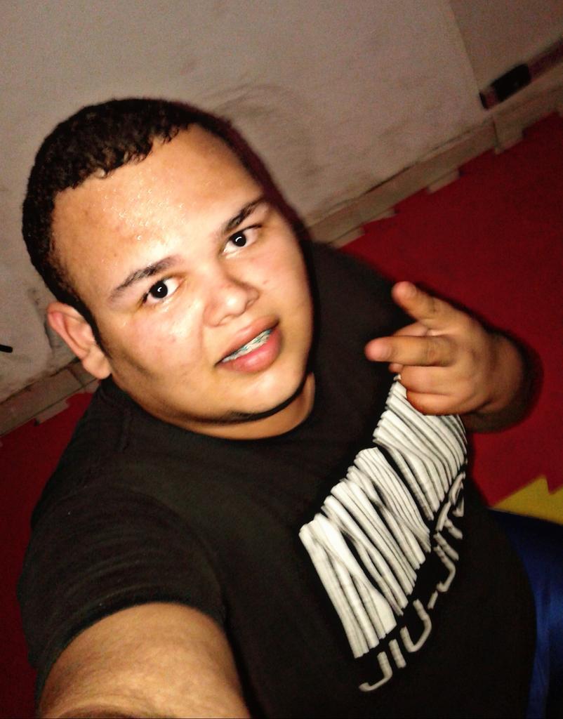 kombatenteCarlo's tweet photo. Mais que um modo de vida:
#StrikeForce
#VicenteJuniorTeamJJ
#Subimission
#Oss... http://t.co/qjIdK3kMNI
