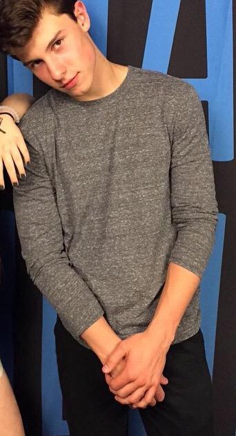 rturparents's tweet photo. Shawn Mendes http://t.co/hdeMleKqc2